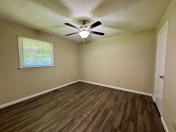 5th image of 129 Ballard Dr