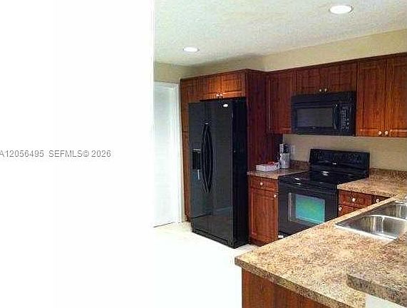 3rd image of 1621 Barcelona Way #6-32