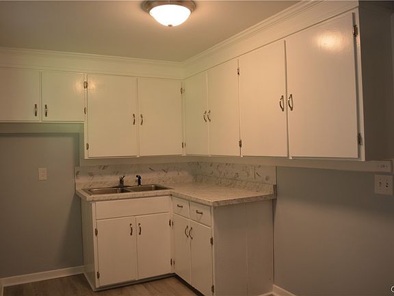 4th image of 4 Leard Rd