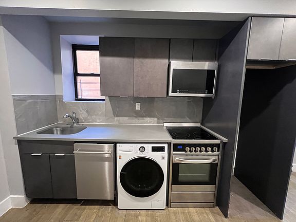 2nd image of 411 E 118th St APT 15