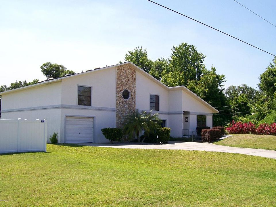 1st image of 1412 Willow Oak Dr