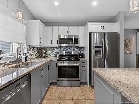 2nd image of 199 Erinvale Dr