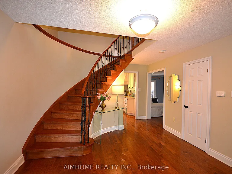 80 Golf Links Dr — Photo 3