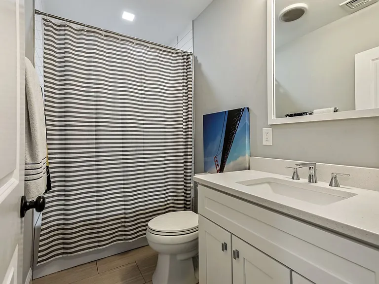 77 Torrey St #2 — Photo 14