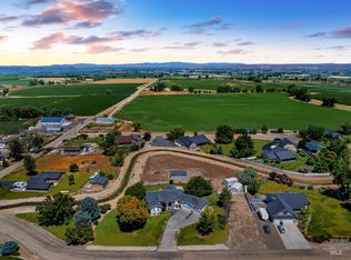 2022 Zach Blvd, Fruitland, ID 83619