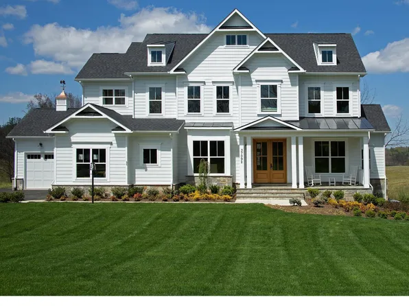 37092 Shoemaker School Rd, Purcellville, VA 20132