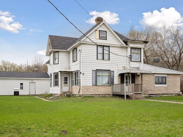 143 Broadway St E, Rockville, MN 56369