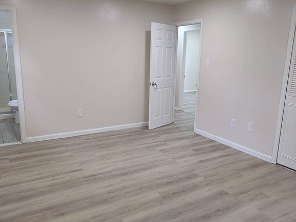 5th image of 12304 Melling Ln