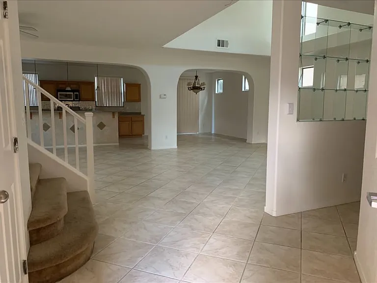 6082 Villa Lante Ave — Photo 2