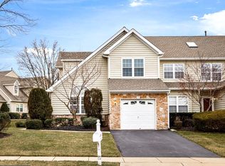 73 Palmer Dr, Moorestown, NJ 08057