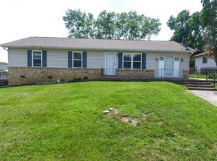 5705 Mondale Rd, Knoxville, TN 37912