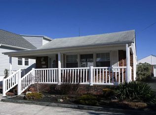 105 N Exeter Ave, Margate, NJ 08402