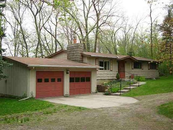 2nd image of 3 Nakota Dr NE