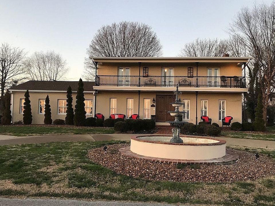 1st image of 621 Country Club Est