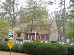 105 Zelkova Dr, Fayetteville, GA 30215