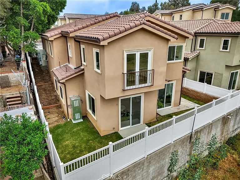 12511 Haleh Ln — Photo 36