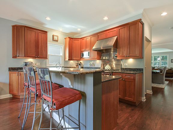 4th image of 3451 N Seeley Ave