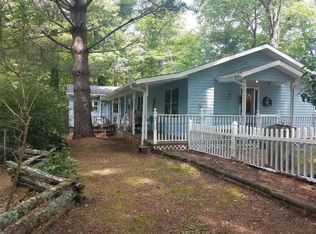 126 Florida Hill Dr, Green Mountain, NC 28740