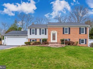 19104 Treadway Rd, Brookeville, MD 20833