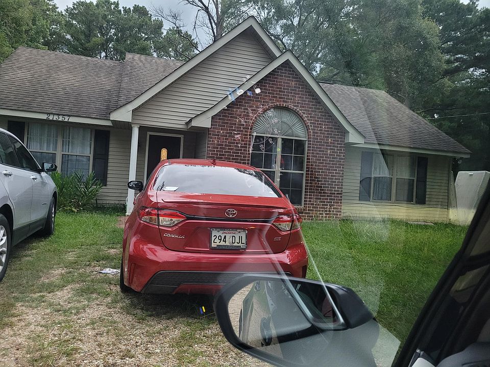 1st image of 21357 Casril Dr