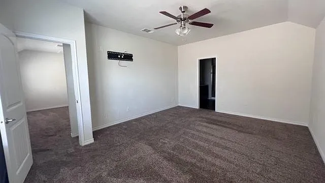 2405 Larimar Dr — Photo 14