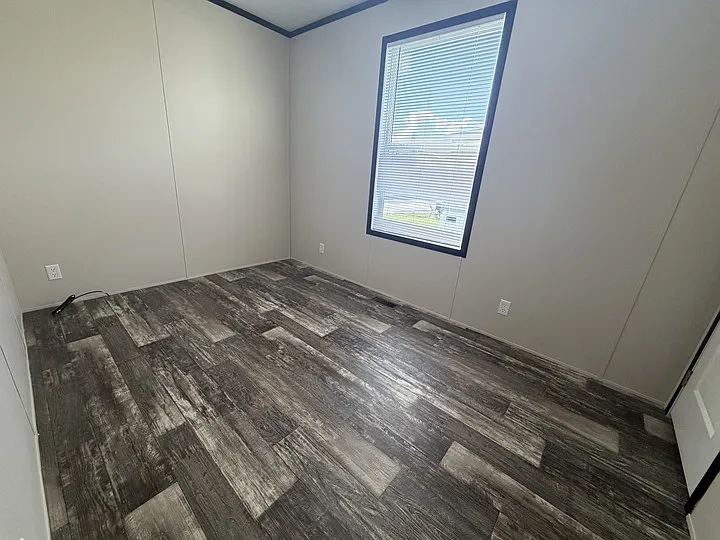 38000 Le Chateau Blvd #500 — Photo 12