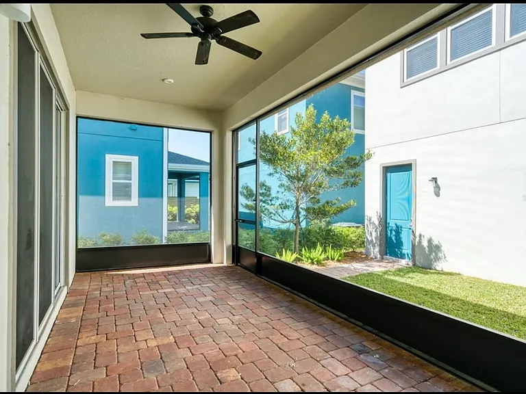 7070 Higgs Aly — Photo 34