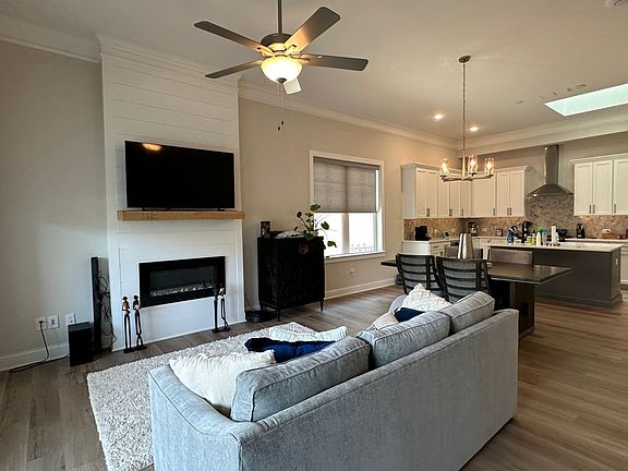 2nd image of 629 Stickley Oak Way