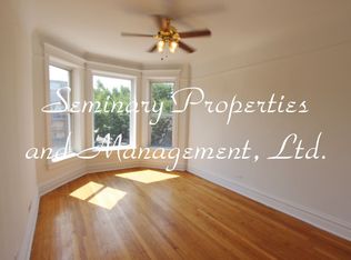 922 W Addison St #3F, Chicago, IL 60613