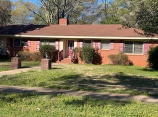 405 S East St, Greensboro, GA 30642