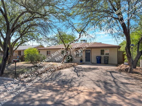 2558 E Alta Vista St