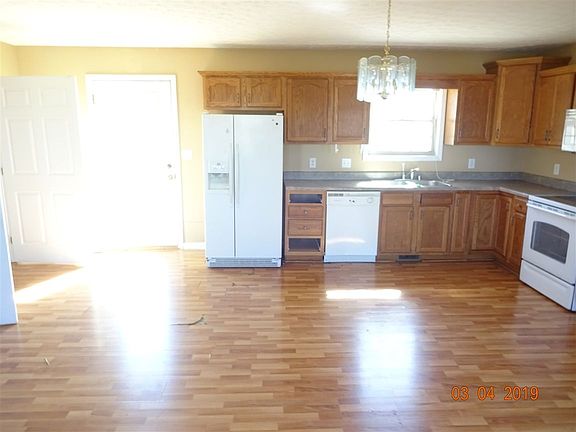 3rd image of 49 Jack McGuire Rd