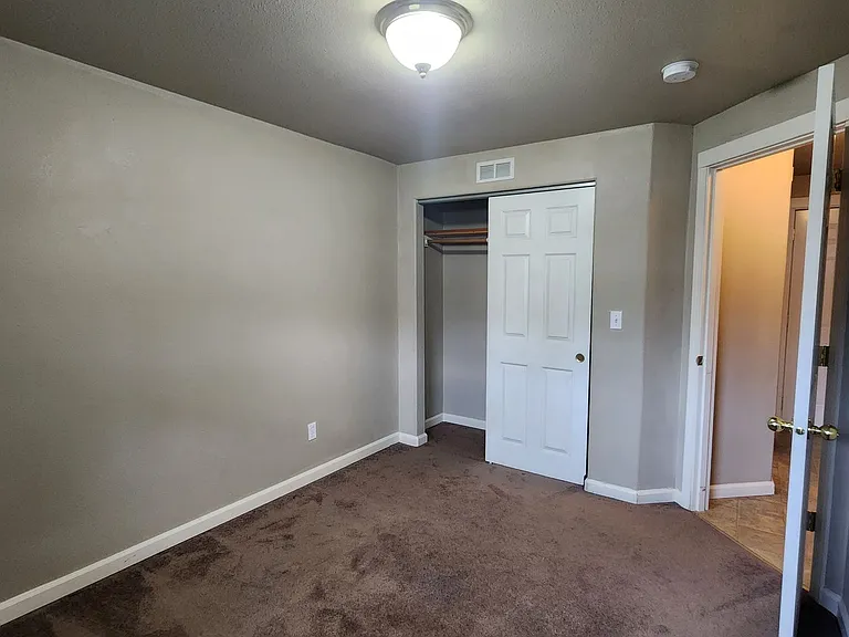 204 N Harrison St — Photo 6