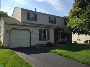 532 Brook Ln, Warminster, PA 18974