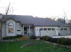 19329 Oakwood