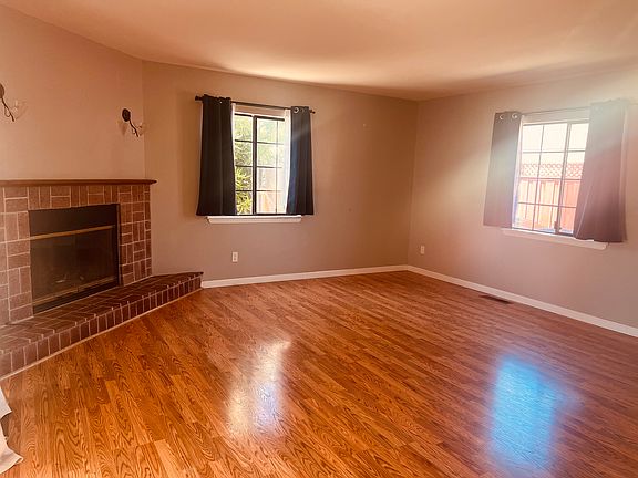3rd image of 442 Bryan Ave