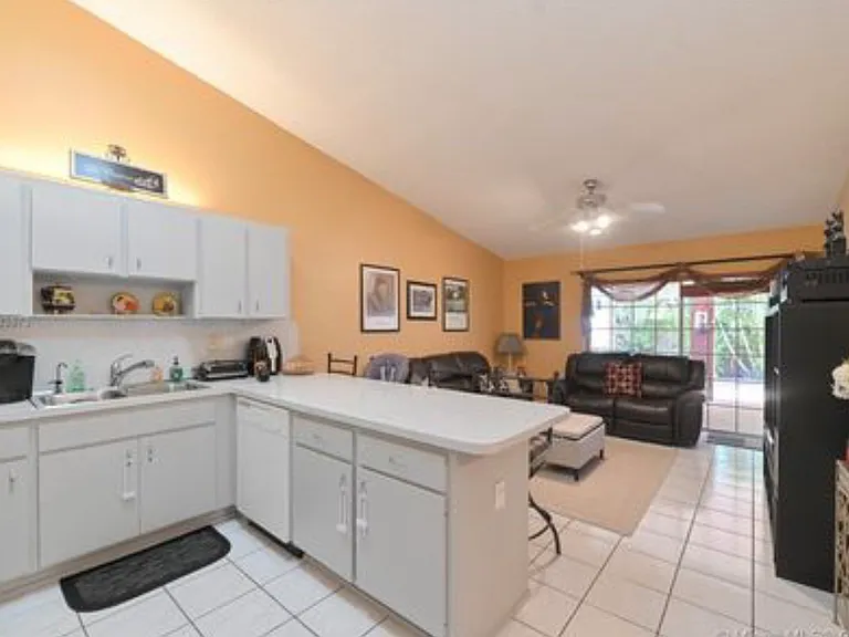 6361 SW 149th Ct — Photo 4