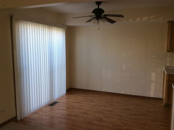 5th image of 267 Acorn Dr #267
