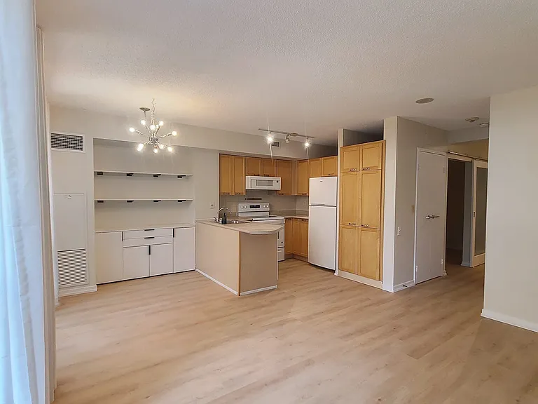 75 Dalhousie St #504 — Photo 8