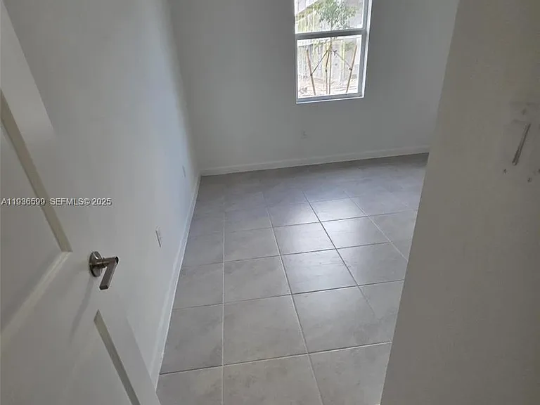 19571 SW 339th Ter — Photo 30
