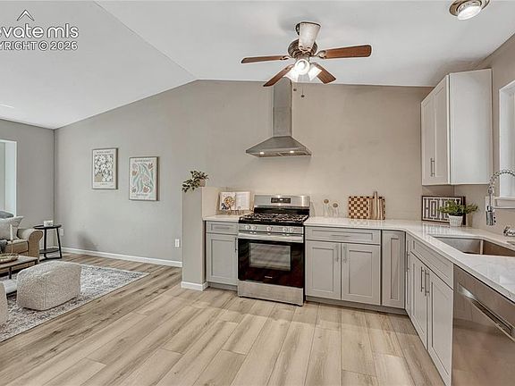 5th image of 2265 Bula Dr
