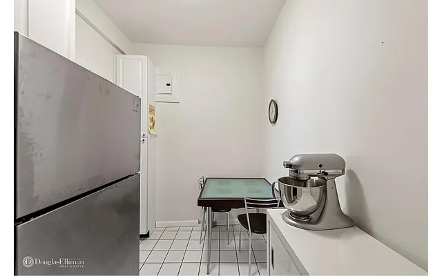 Sold by Douglas Elliman | media 4