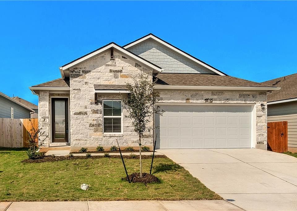 1st image of 217 Winding Hollow Dr