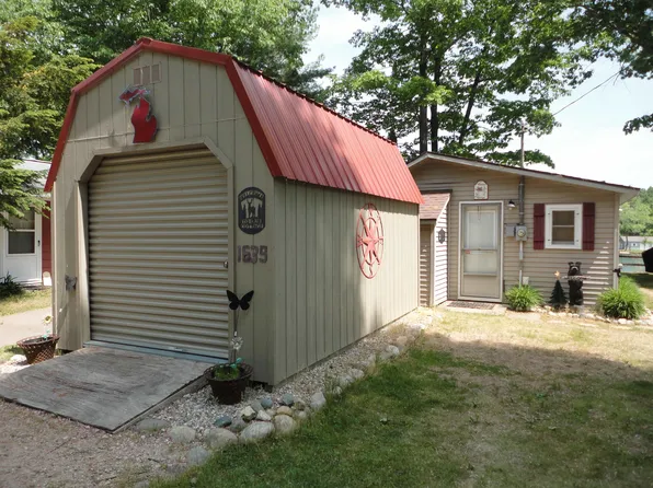 1639 Arbor Dr, Lake, MI 48632