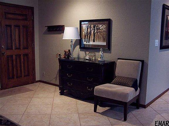 2nd image of 1013 Elmwood Cir