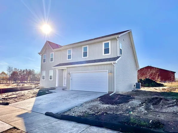1500 Dahlia Dr #19, Stoughton, WI 53589