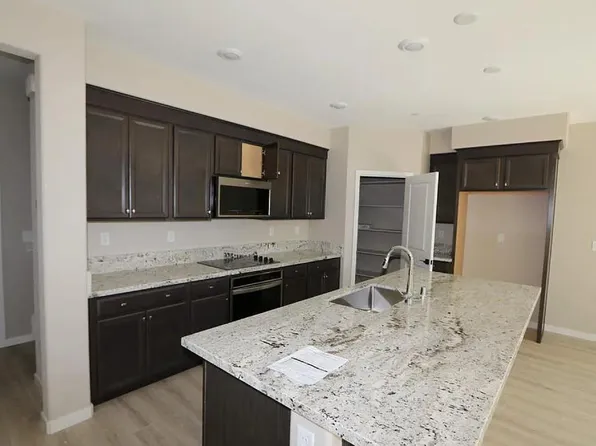 3081 Meadow Run Walk, Sacramento, CA 95833