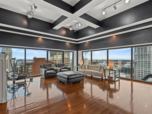 1101 Walnut St #1901, Kansas City, MO 64106