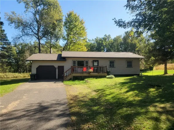 120 Woodland Trail, Clayton, WI 54004