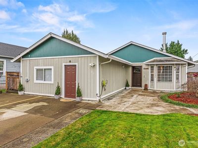 1102 S 11th Avenue, Kelso, WA, 98626